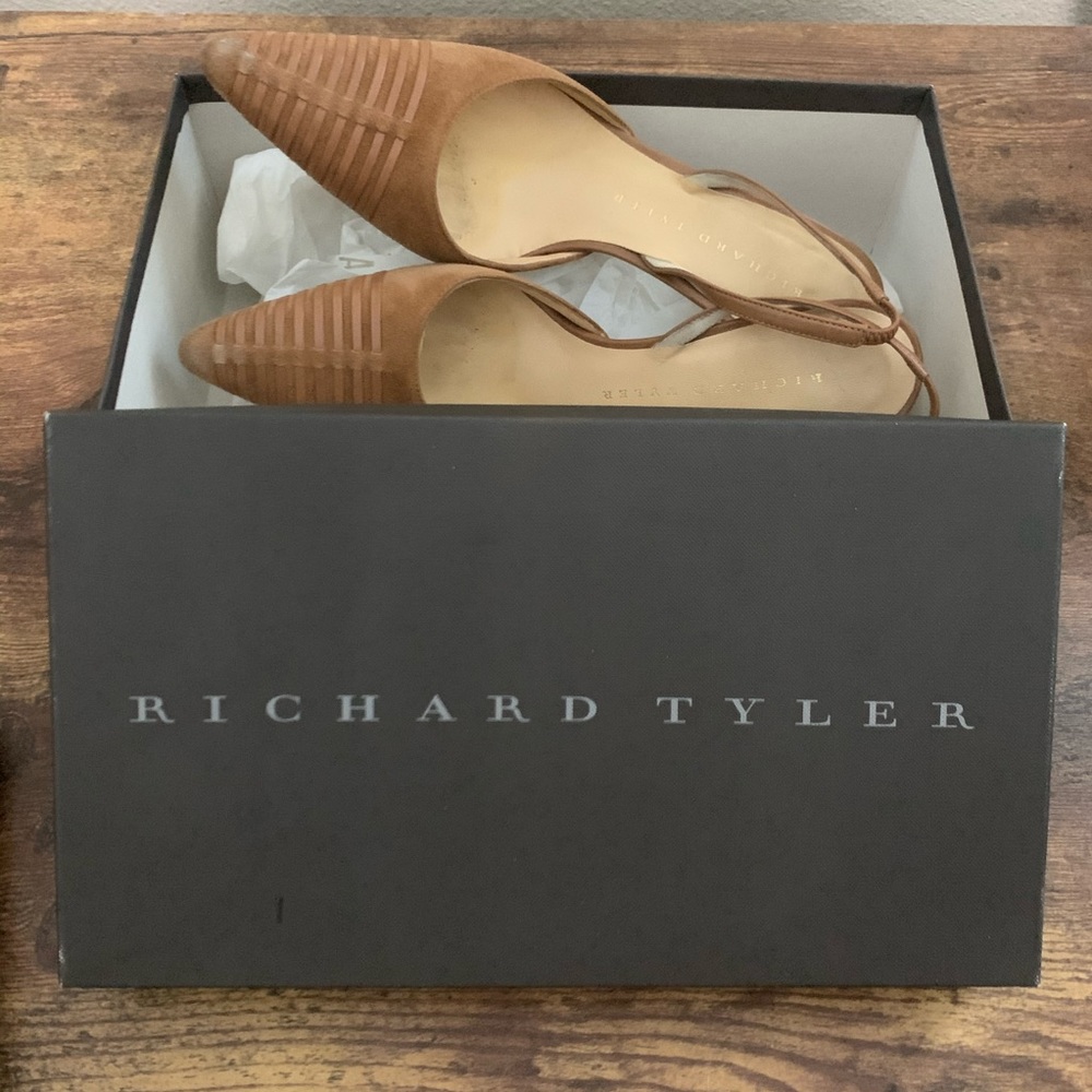 Cognac Richard Tyler Heels - Picture 4 of 6